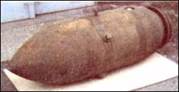 Bombernas hljen var tillverkade av tunn plt